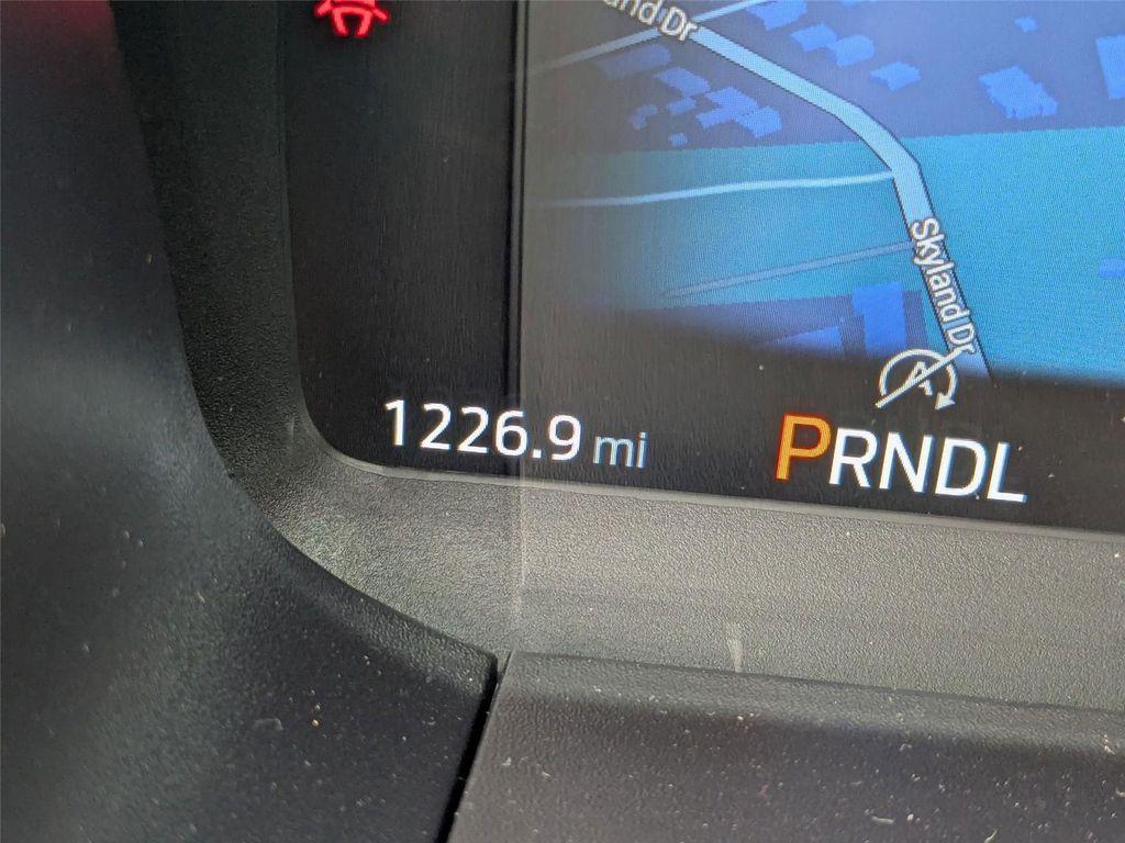 new 2025 Ford Explorer car, priced at $48,660