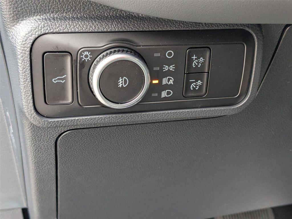 new 2025 Ford Explorer car, priced at $48,660