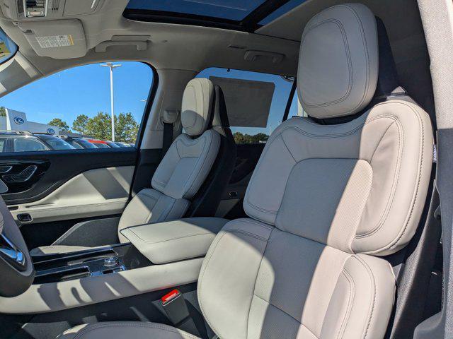 new 2025 Lincoln Aviator car, priced at $77,900