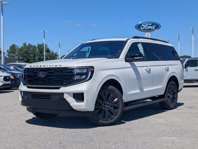 new 2025 Ford Expedition car, priced at $80,034