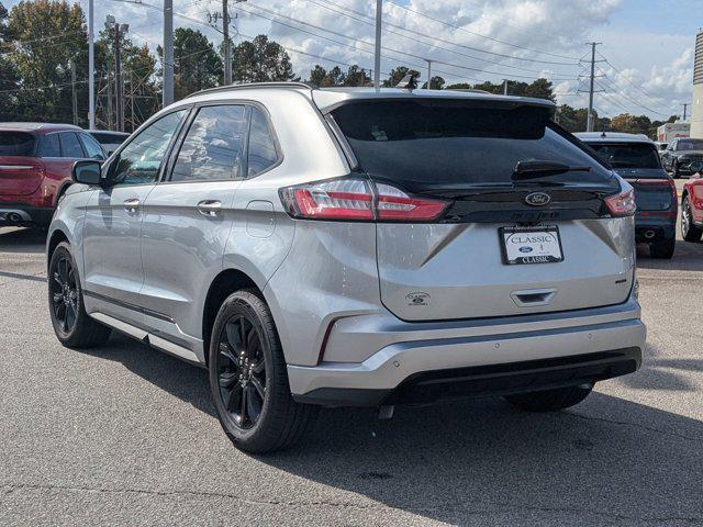 new 2024 Ford Edge car, priced at $35,020