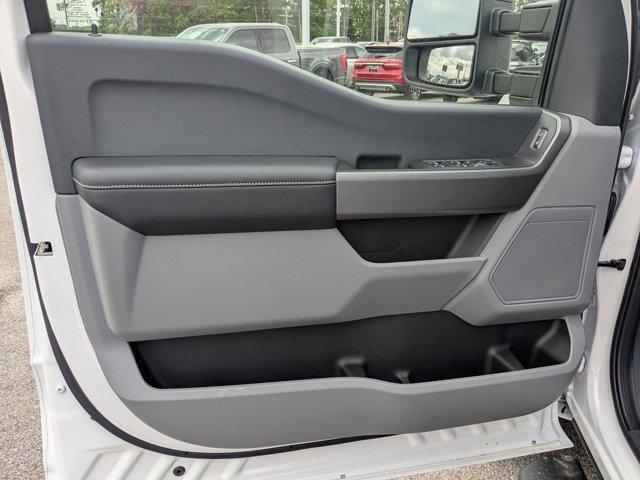 new 2025 Ford F-250 car, priced at $70,175
