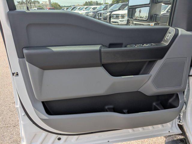 new 2025 Ford F-250 car, priced at $52,224