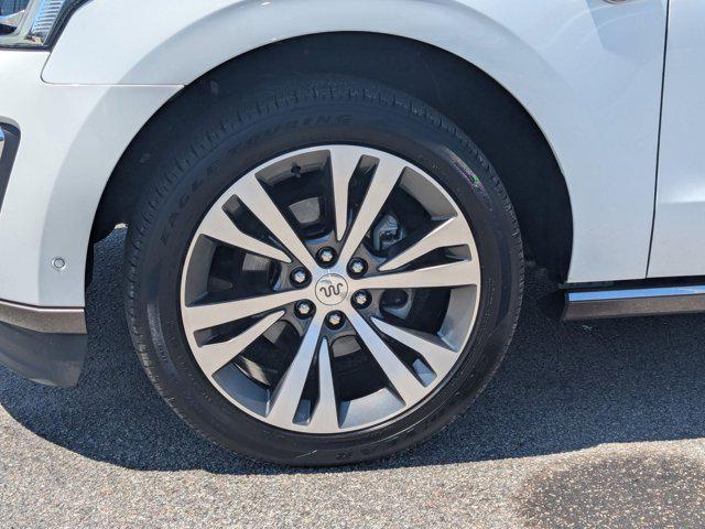 used 2020 Ford Expedition car, priced at $32,584