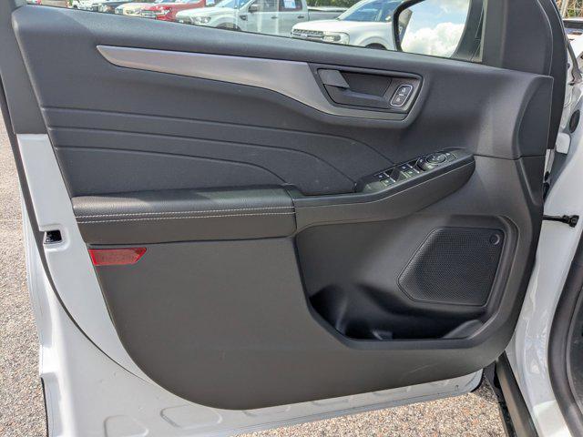 new 2025 Ford Escape car, priced at $31,268