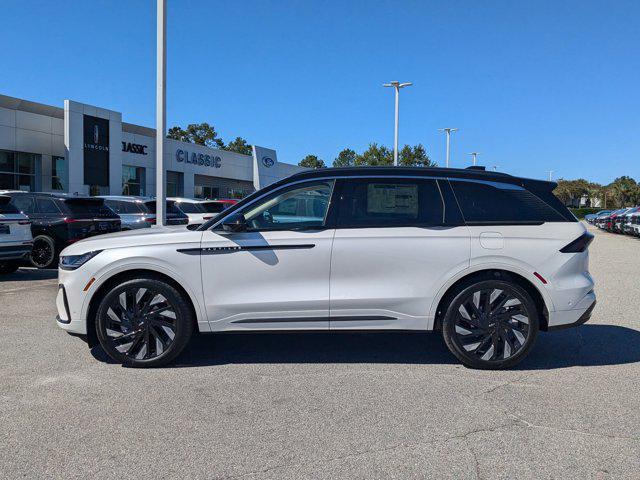 new 2024 Lincoln Nautilus car, priced at $77,195