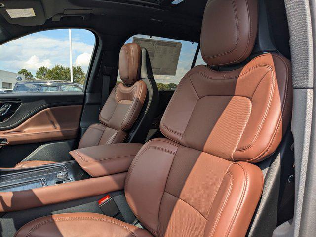 new 2025 Lincoln Aviator car, priced at $76,250