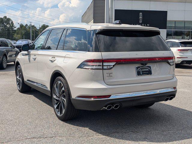 new 2025 Lincoln Aviator car, priced at $76,250