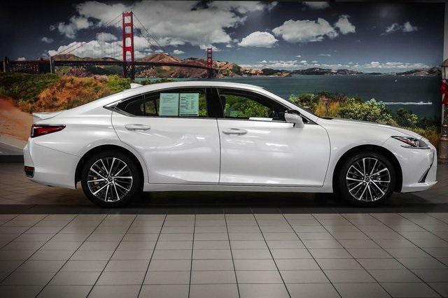 used 2025 Lexus ES 300h car, priced at $45,988