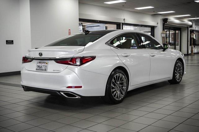 used 2024 Lexus ES 350 car, priced at $48,988