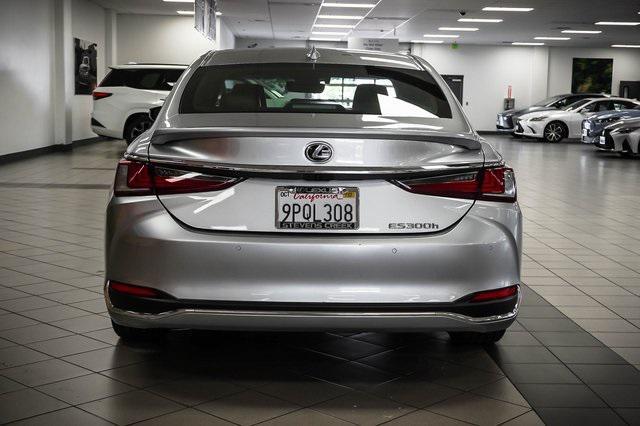 used 2025 Lexus ES 300h car, priced at $47,988