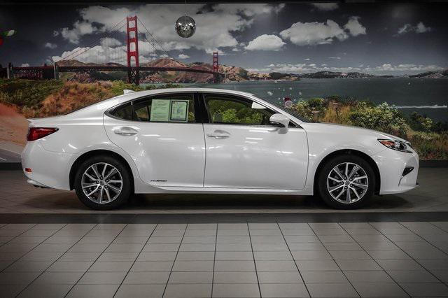 used 2018 Lexus ES 300h car, priced at $29,988