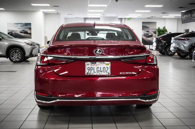 used 2025 Lexus ES 300h car, priced at $46,988