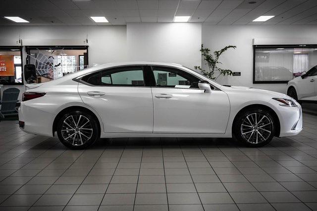 used 2025 Lexus ES 300h car, priced at $47,988