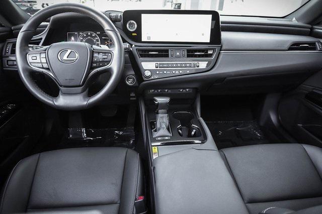 used 2025 Lexus ES 300h car, priced at $47,988
