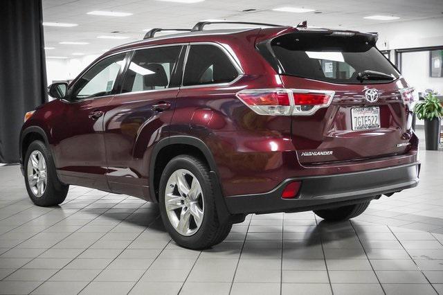 used 2014 Toyota Highlander car, priced at $20,988