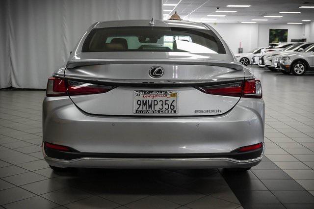 used 2025 Lexus ES 300h car, priced at $47,988