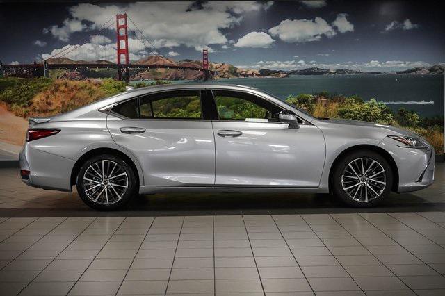 used 2025 Lexus ES 300h car, priced at $47,988