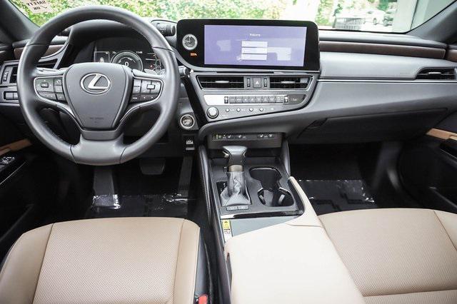 used 2025 Lexus ES 300h car, priced at $47,988