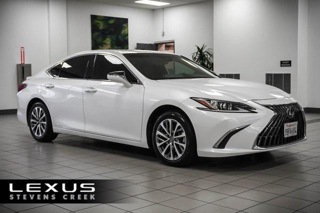 used 2022 Lexus ES 300h car, priced at $39,988