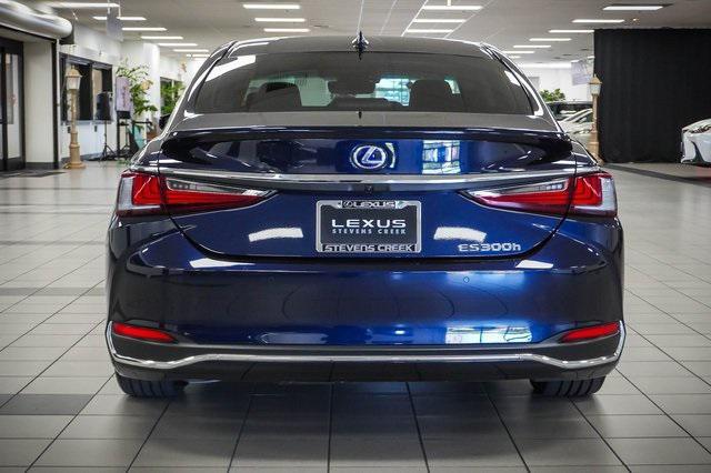 used 2022 Lexus ES 300h car, priced at $40,988