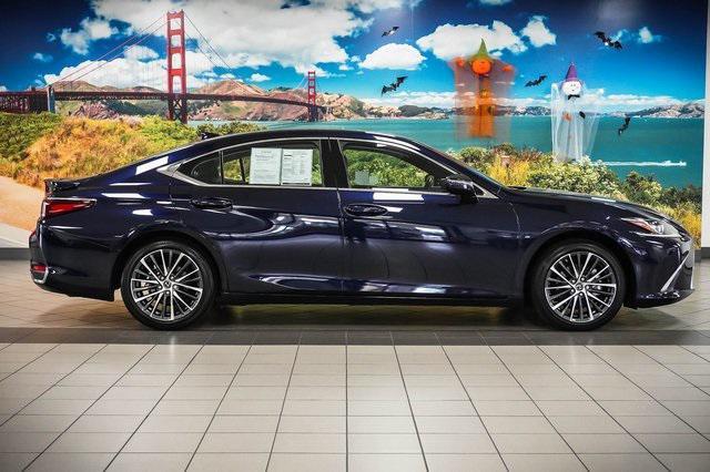 used 2025 Lexus ES 300h car, priced at $45,988
