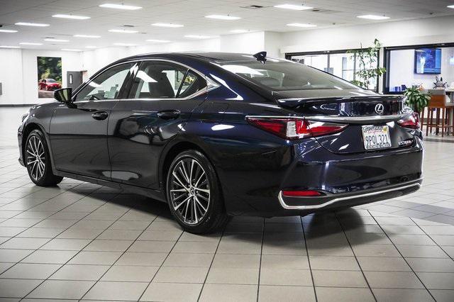 used 2025 Lexus ES 300h car, priced at $45,988