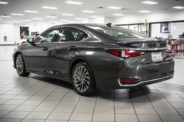 used 2025 Lexus ES 300h car, priced at $52,988
