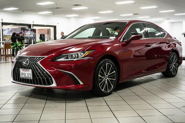 used 2025 Lexus ES 300h car, priced at $47,988