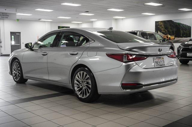 used 2024 Lexus ES 300h car, priced at $49,988