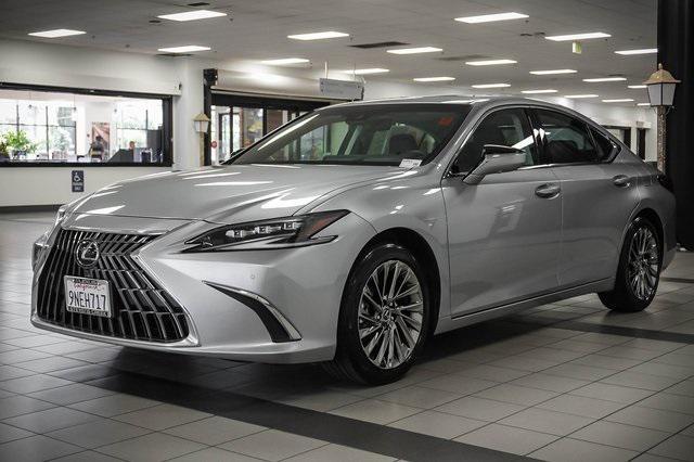 used 2024 Lexus ES 300h car, priced at $49,988