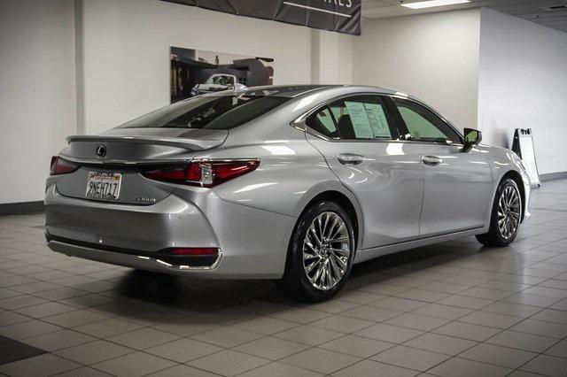 used 2024 Lexus ES 300h car, priced at $49,988