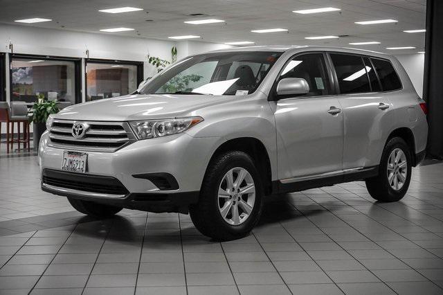 used 2013 Toyota Highlander car, priced at $16,988