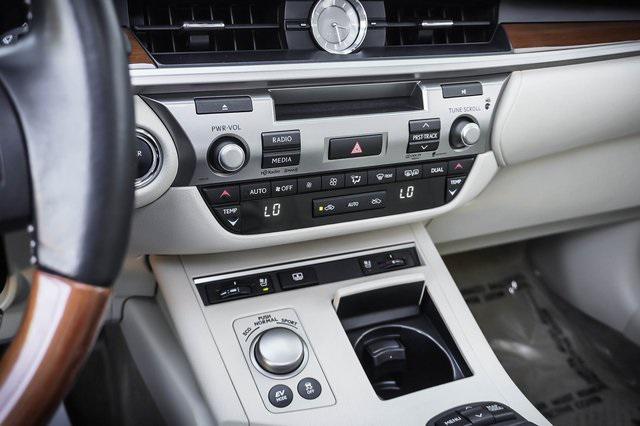 used 2013 Lexus ES 300h car, priced at $18,988