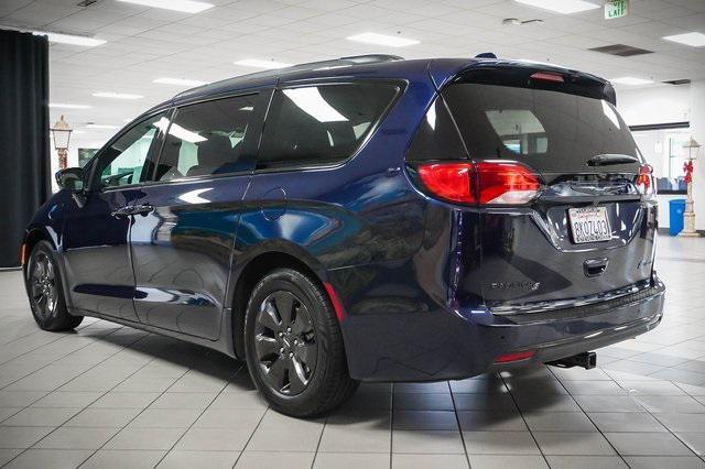 used 2019 Chrysler Pacifica Hybrid car, priced at $25,988