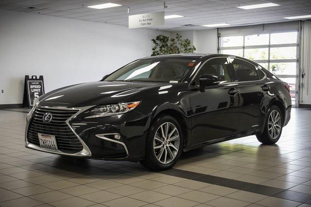 used 2017 Lexus ES 300h car, priced at $19,988