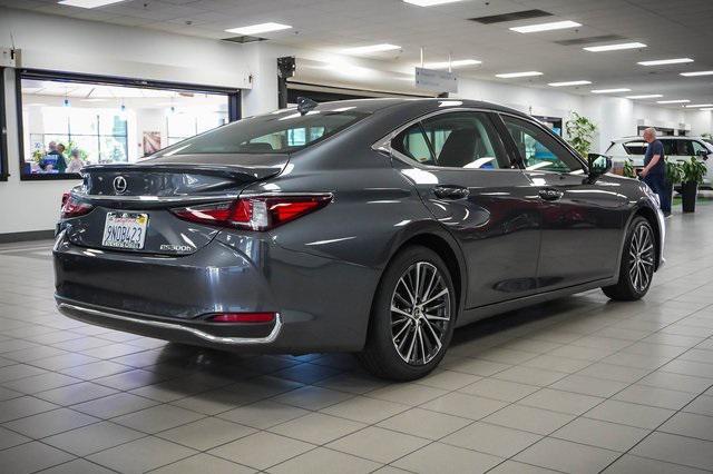 used 2025 Lexus ES 300h car, priced at $46,988