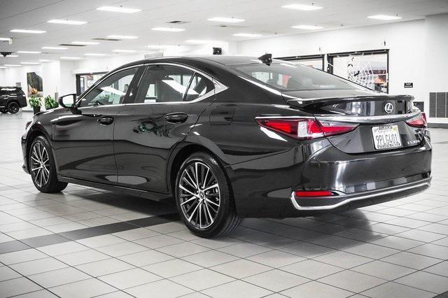 used 2025 Lexus ES 300h car, priced at $47,988