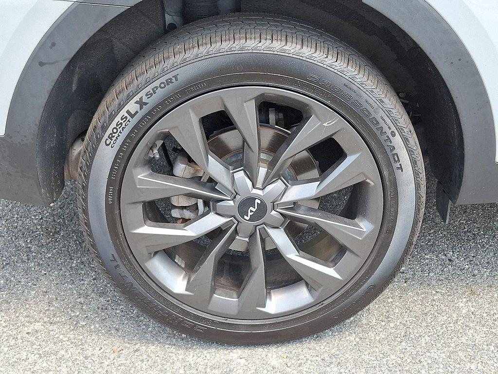 used 2023 Kia Sorento car, priced at $29,195
