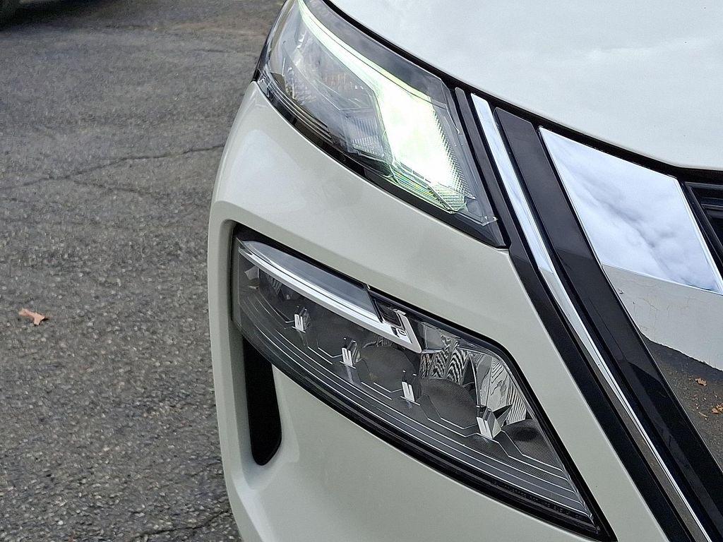 used 2022 Nissan Rogue car, priced at $22,995