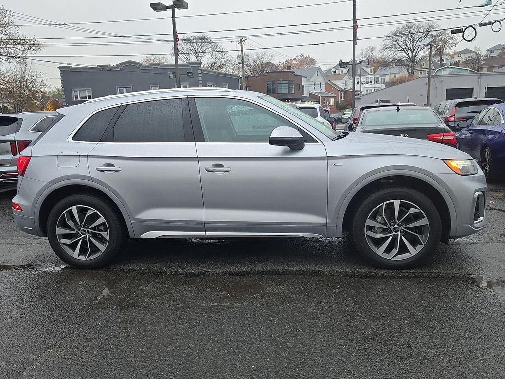used 2022 Audi Q5 car, priced at $31,495
