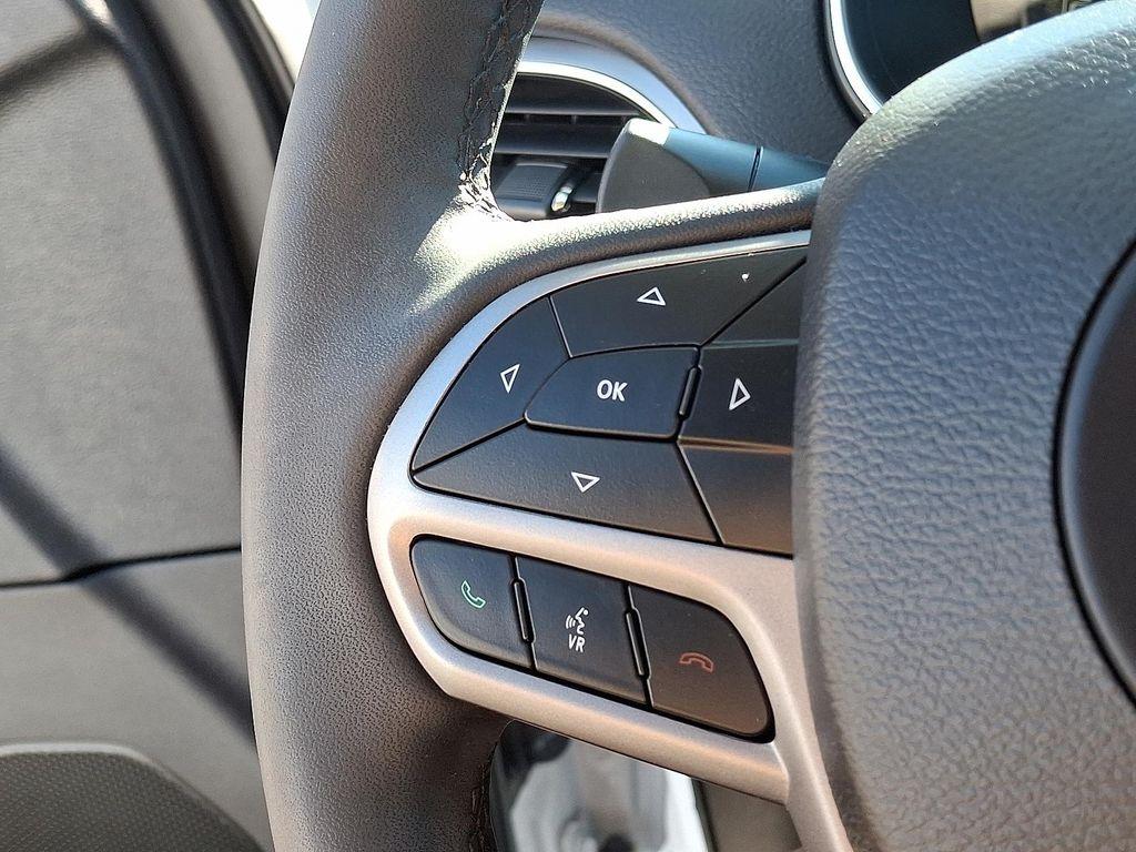 used 2022 Jeep Cherokee car, priced at $21,795