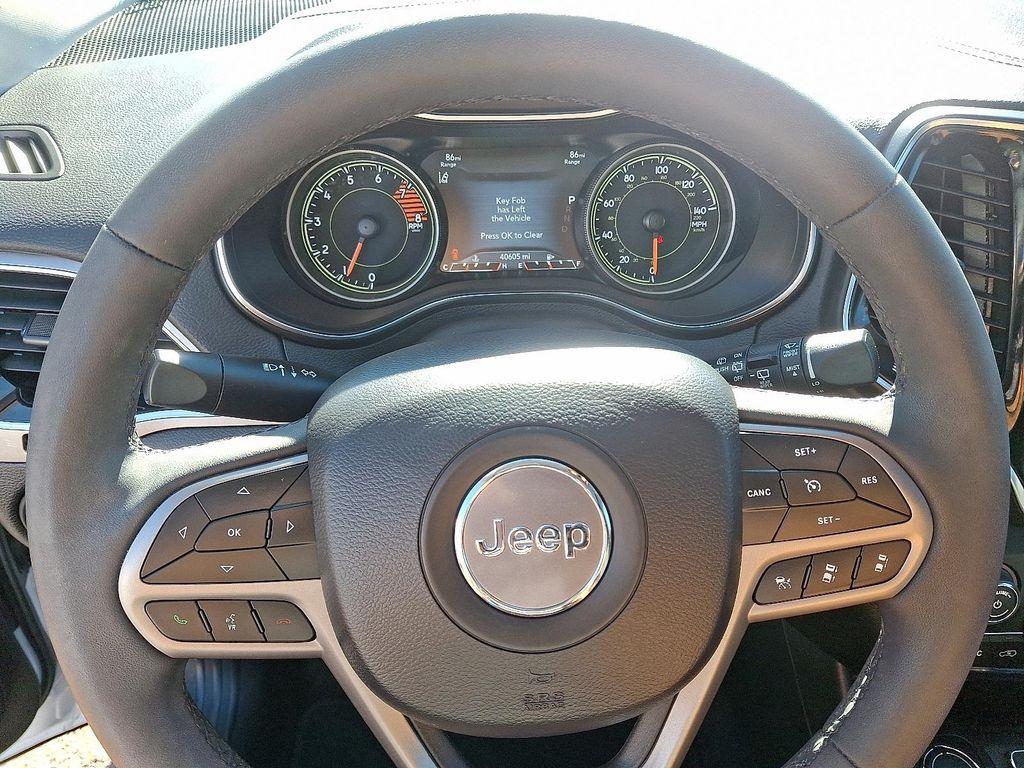 used 2022 Jeep Cherokee car, priced at $21,795