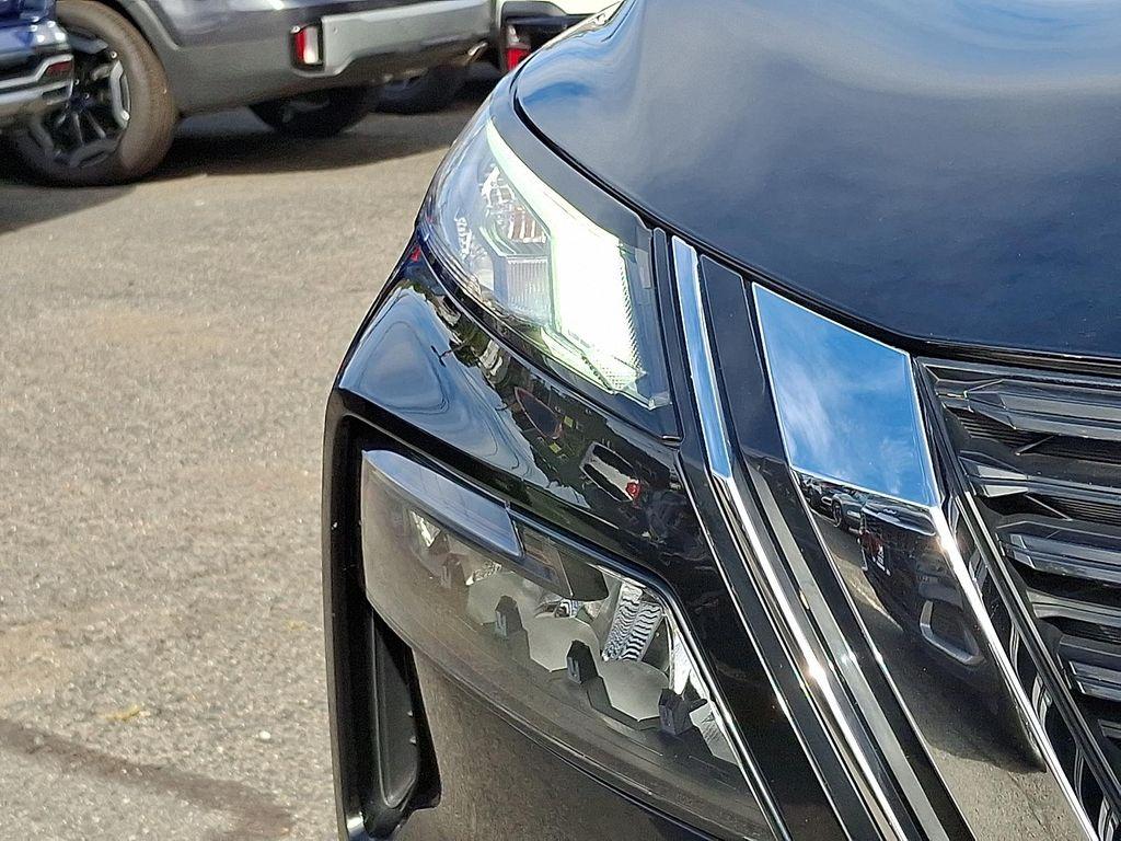 used 2022 Nissan Rogue car, priced at $19,995