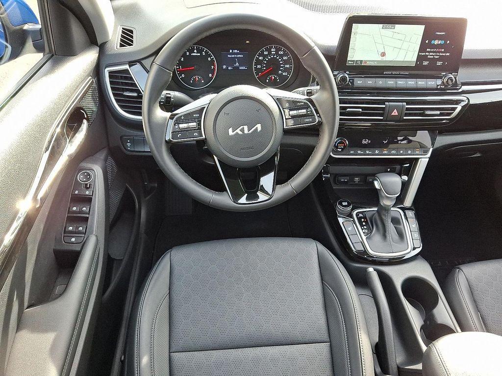 used 2023 Kia Seltos car, priced at $19,995