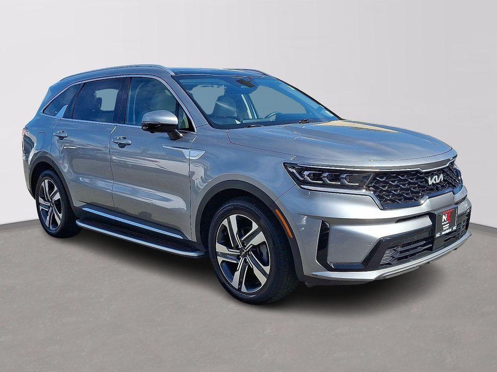 used 2022 Kia Sorento Plug-In Hybrid car, priced at $30,995