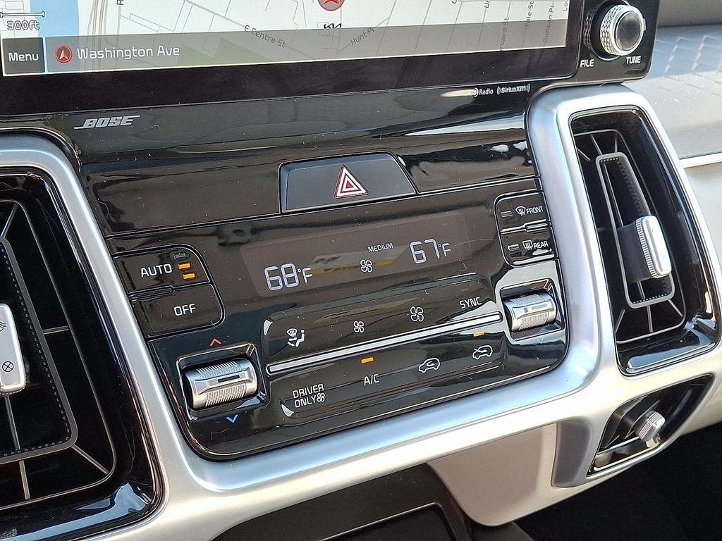 used 2022 Kia Sorento Plug-In Hybrid car, priced at $30,995