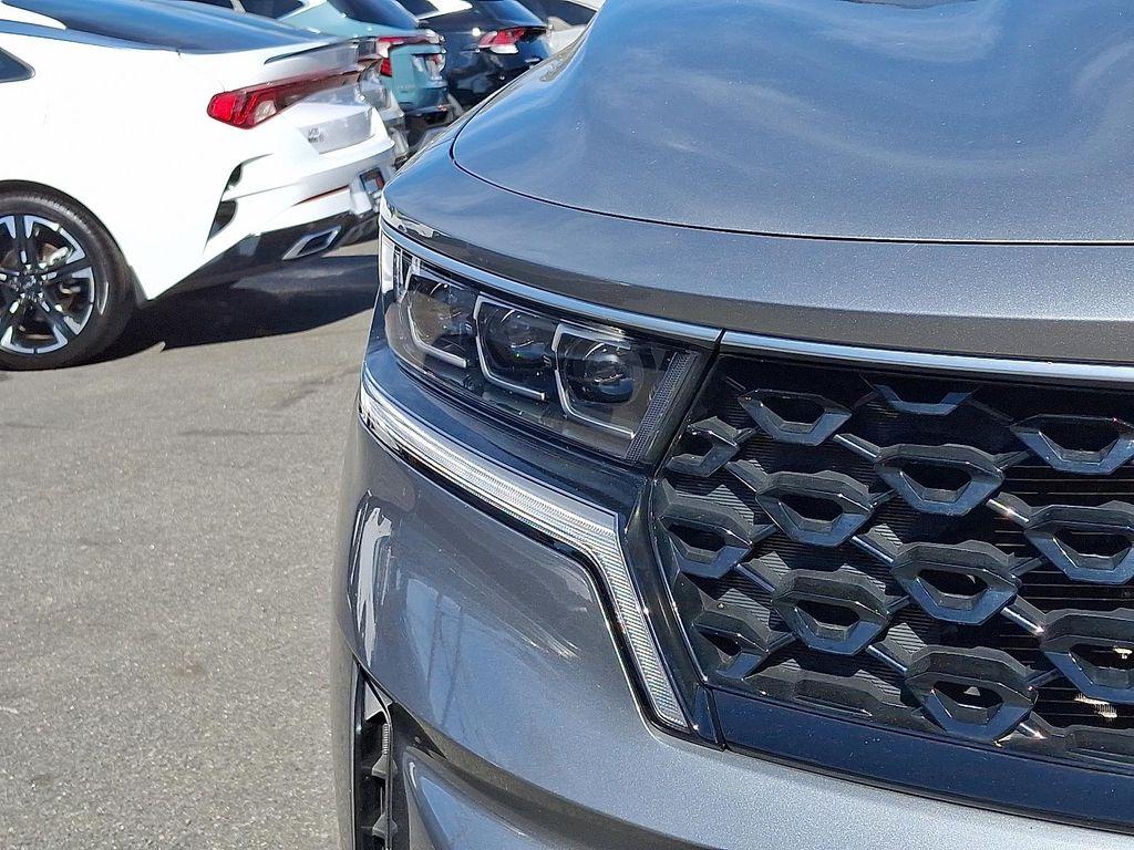 used 2022 Kia Sorento Plug-In Hybrid car, priced at $30,995