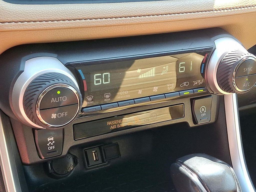 used 2020 Toyota RAV4 car, priced at $21,495