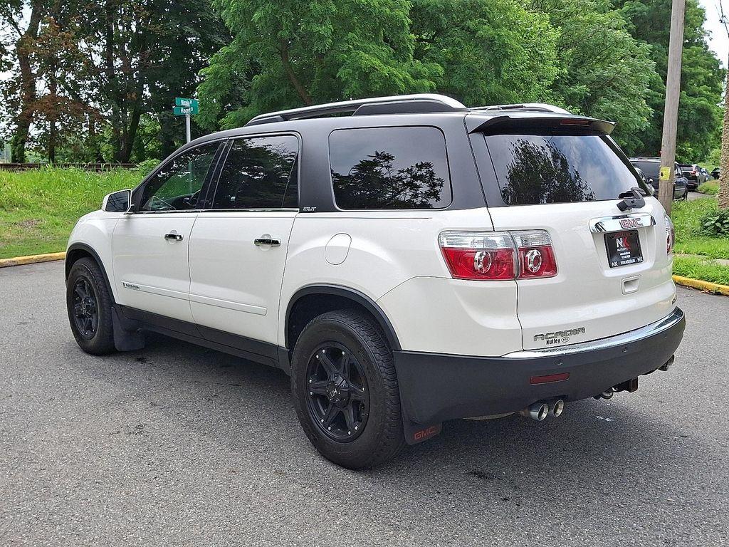 used 2008 GMC Acadia car, priced at $9,495